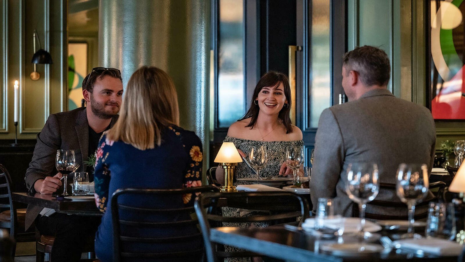 People eating dinner in The Hawthorn at Croke Park Hotel