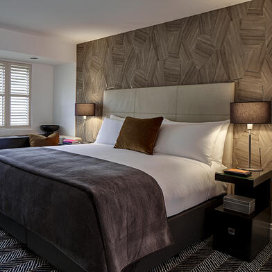 Classic Room with King Bed